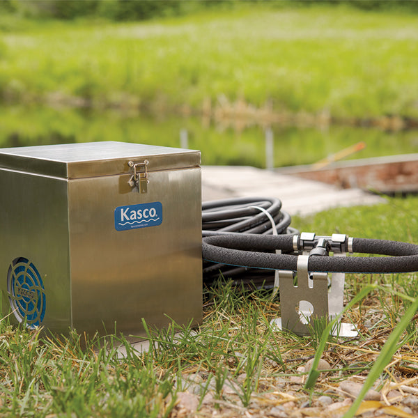 Diffused aeration equipment for ponds and lakes