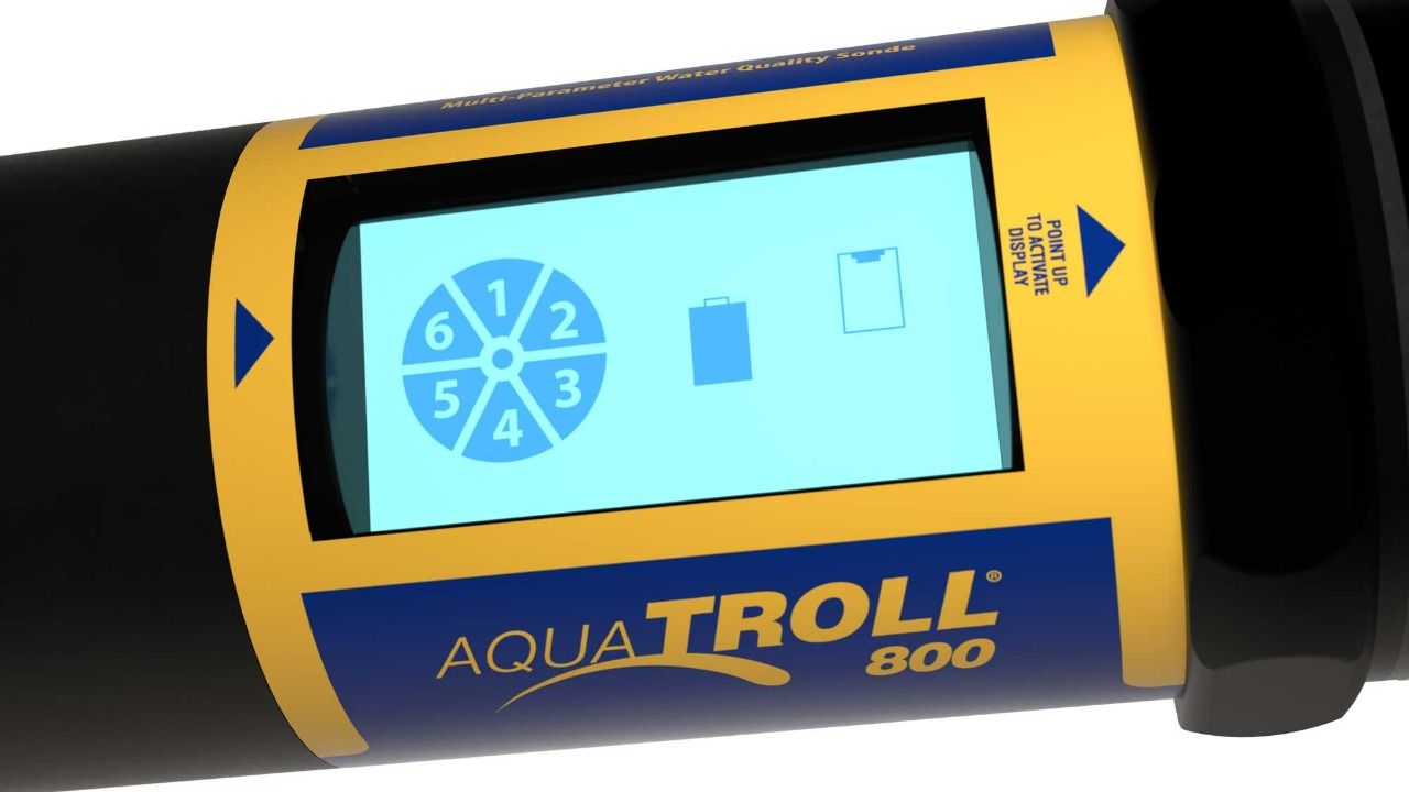 Aqua TROLL 800 Multiparameter Sonde LCD screen